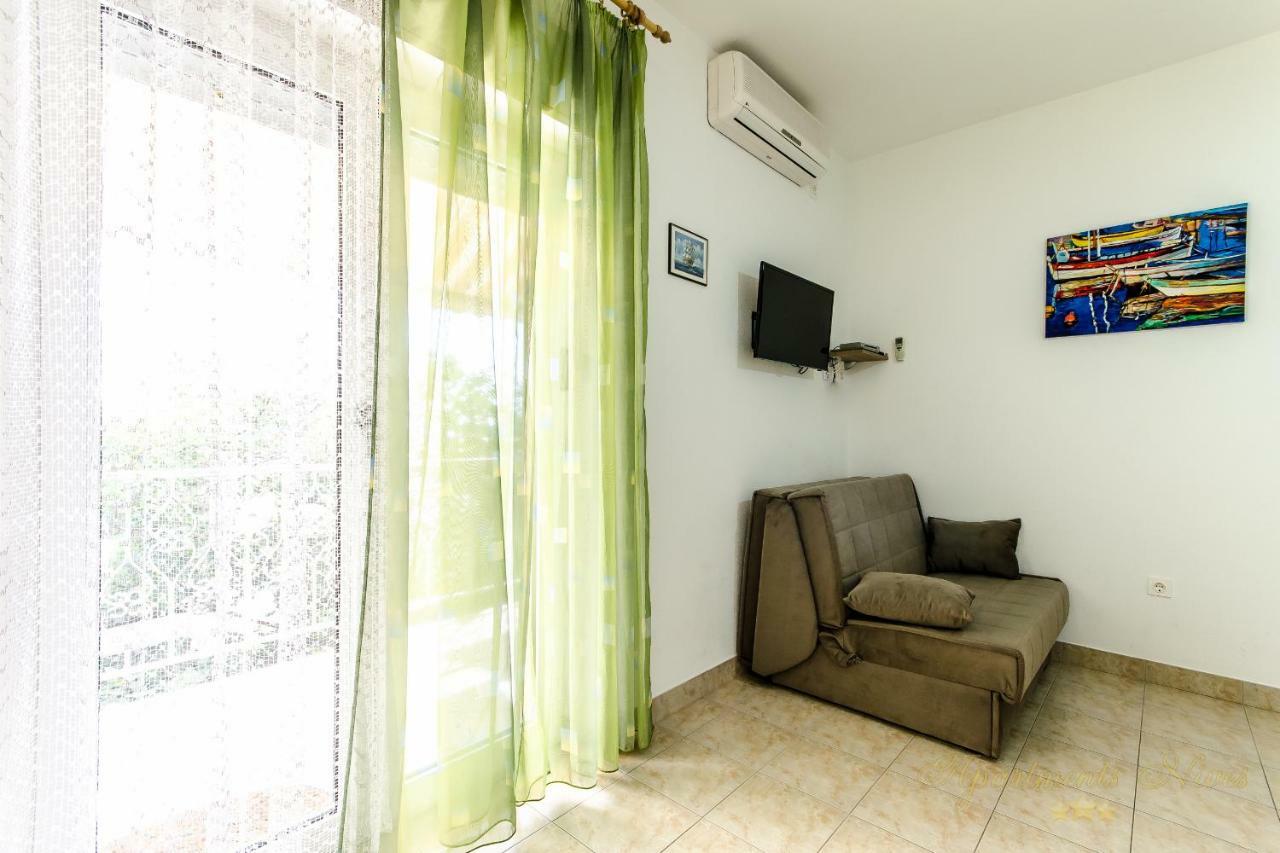 Apartments Nives Suhi Potok Jesenice  Exterior photo